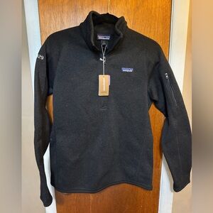 Women’s medium Patagonia better sweater 1/4 zip slim fit Medium